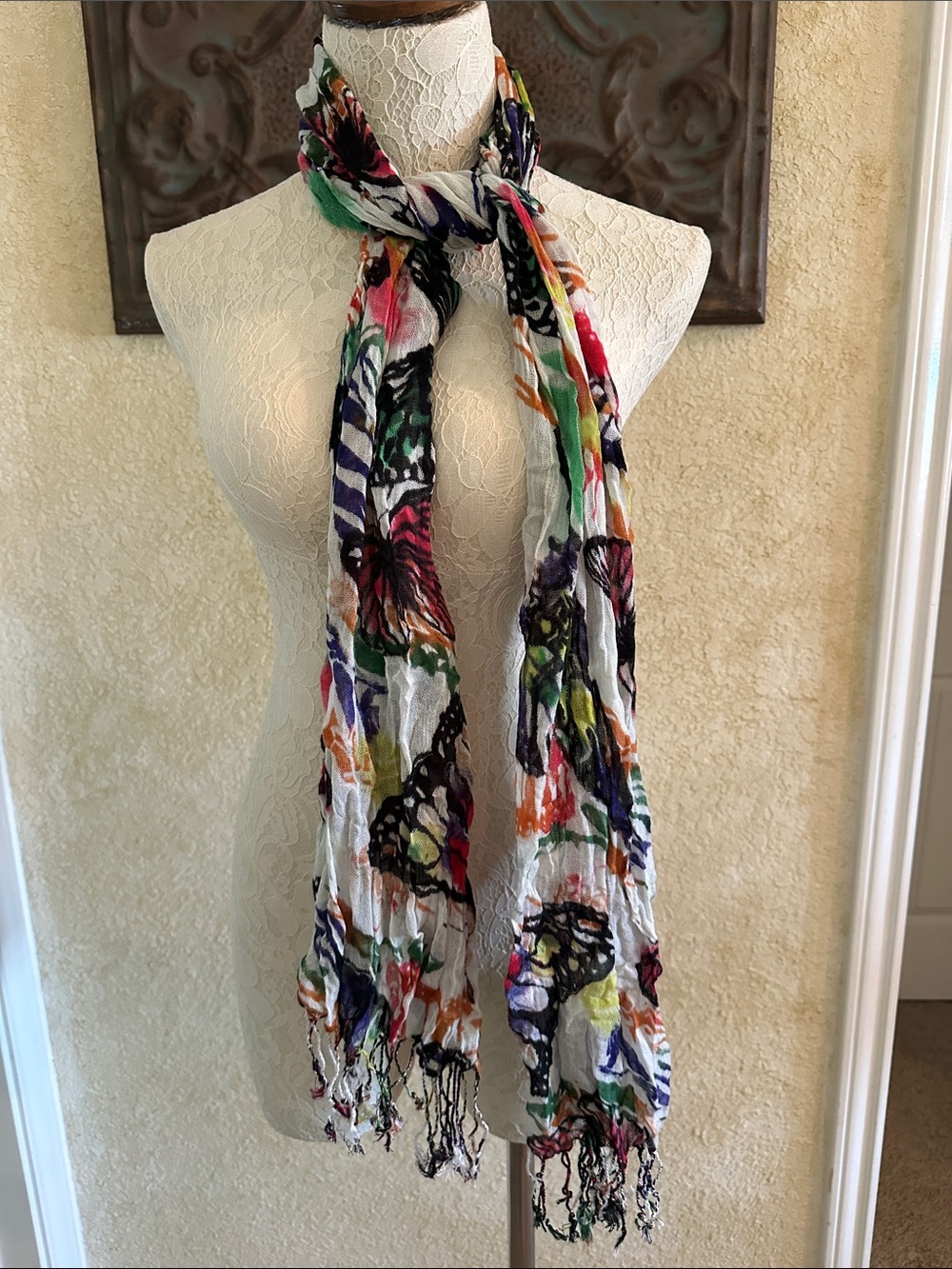Lightweight Multicolor Butterfly Print Scarf for Women